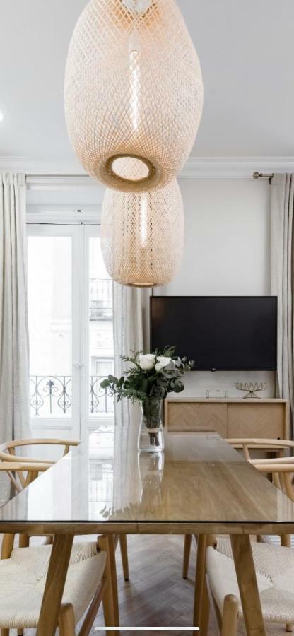 Amazing And New Apartment Five Minutes From Gran Via Madrid Ngoại thất bức ảnh